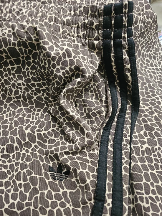 adidas Originals Brown Wide-Leg Printed Track Pants - Picture 6 of 15